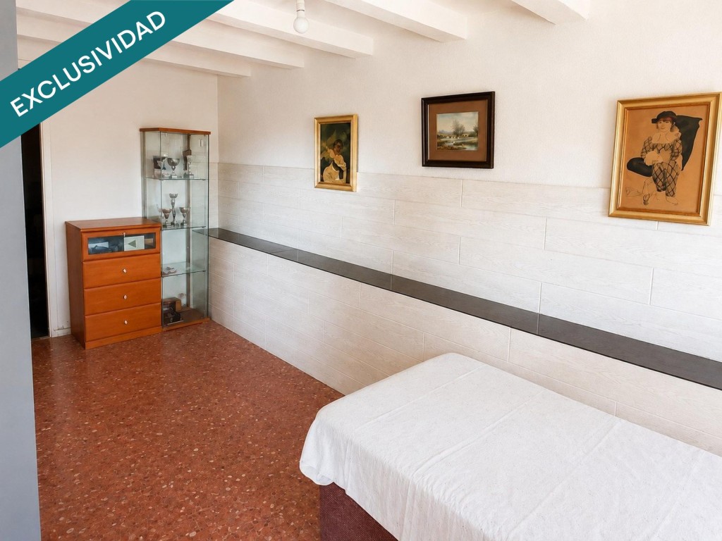 En venta un Exclusivo chalet estilo Mediterráneo en una urba - foto 23