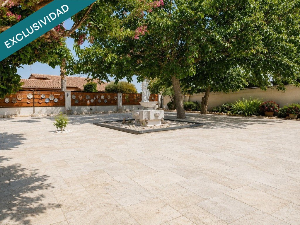 En venta un Exclusivo chalet estilo Mediterráneo en una urba - foto 32