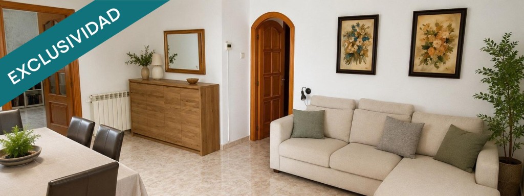 En venta un Exclusivo chalet estilo Mediterráneo en una urba - foto 8