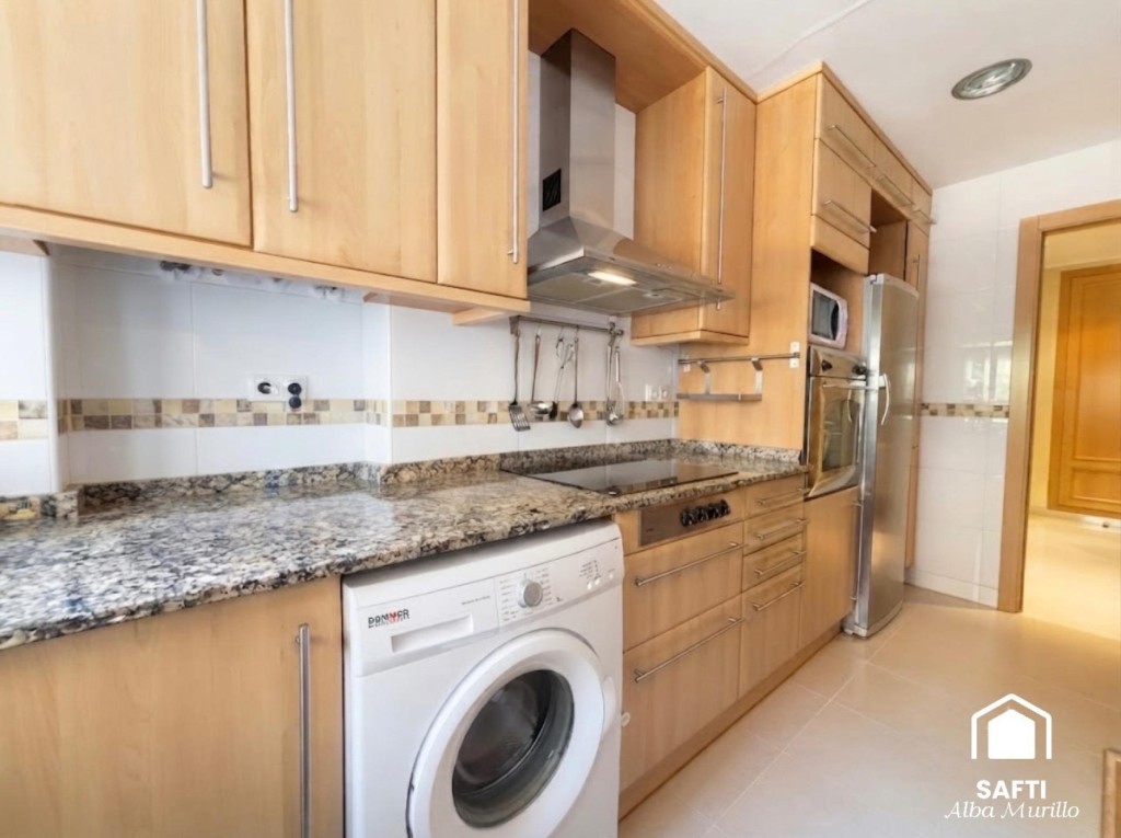 Exclusiva planta baja con jardín privado y piscina comunitar - foto 20