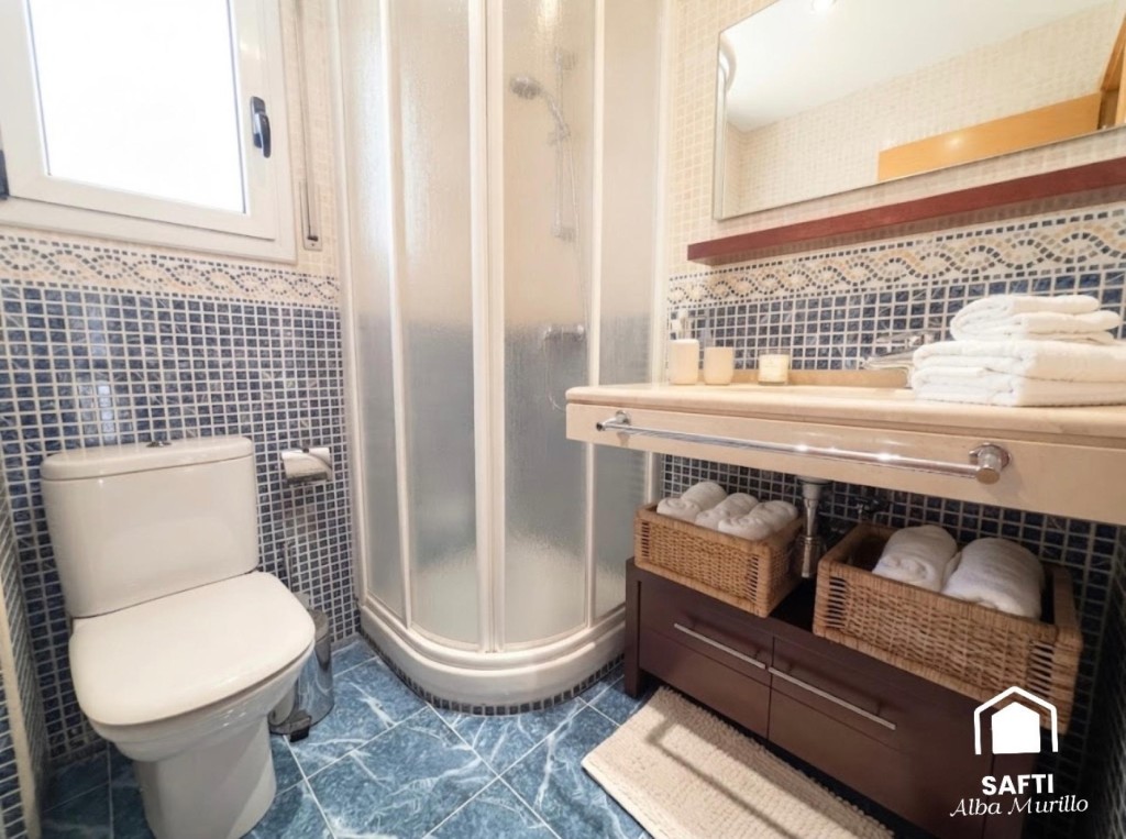 Exclusiva planta baja con jardín privado y piscina comunitar - foto 30