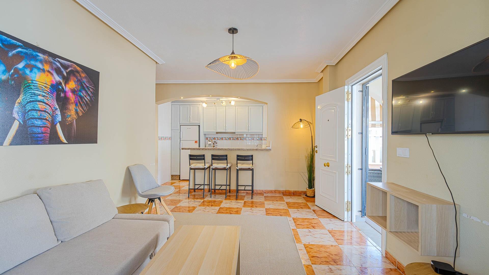 Amplia casa adosada de 3 dormitorios con solárium privado - foto 12