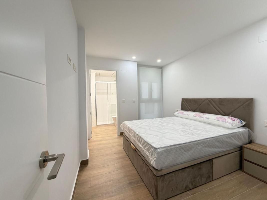Apartamento 2 habitaciones 103m² en venta - Estacion de auto - foto 5