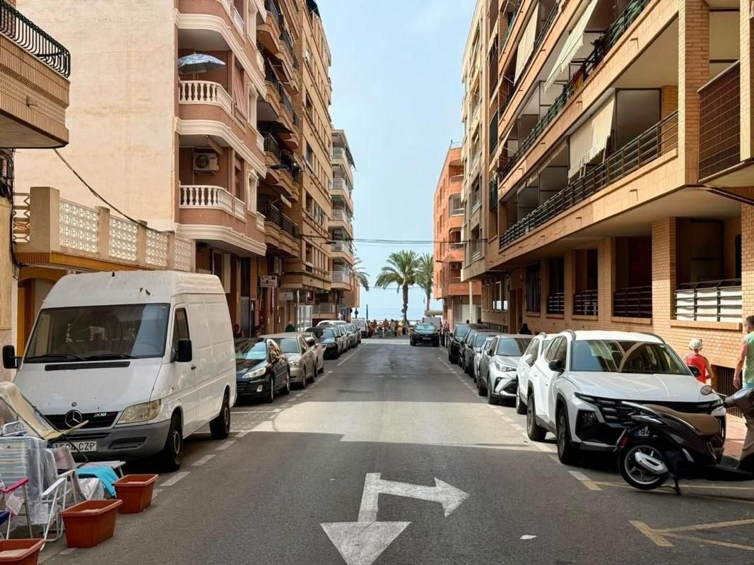 Apartamento 3 habitaciones 82m² en venta - Estacion de autob - foto 2