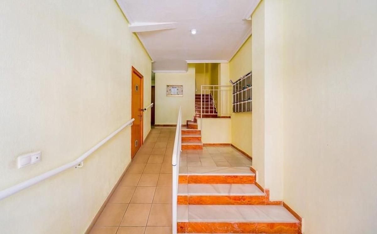 Apartamento 2 habitaciones 74m² en venta - Estacion de autob - foto 5
