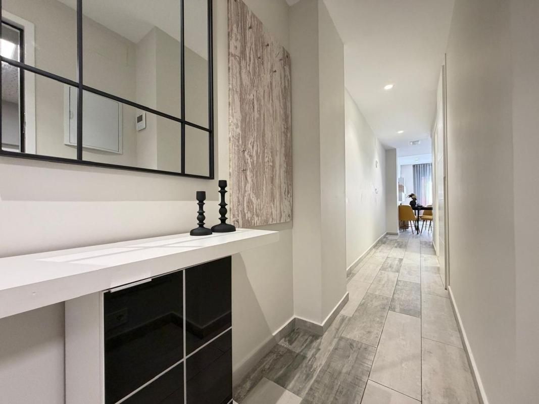 Apartamento 1 habitación 60m² en venta - Estacion de autobus - foto 4