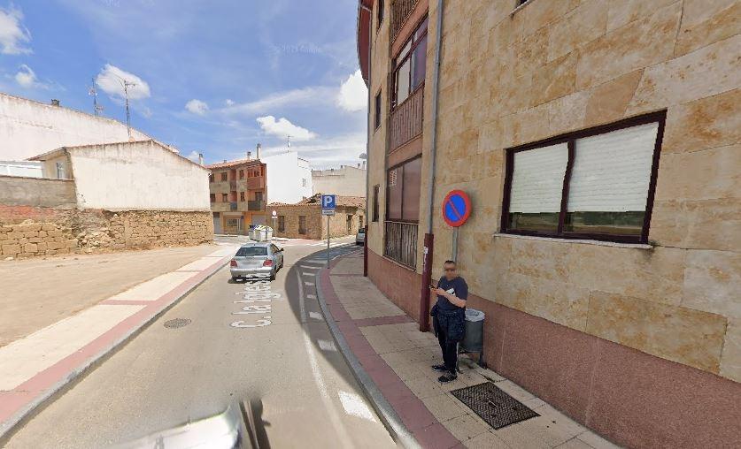 SE VENDE piso OKUPA en C CALLE SANTA ANA 2     D BJO  de Vil - foto 4