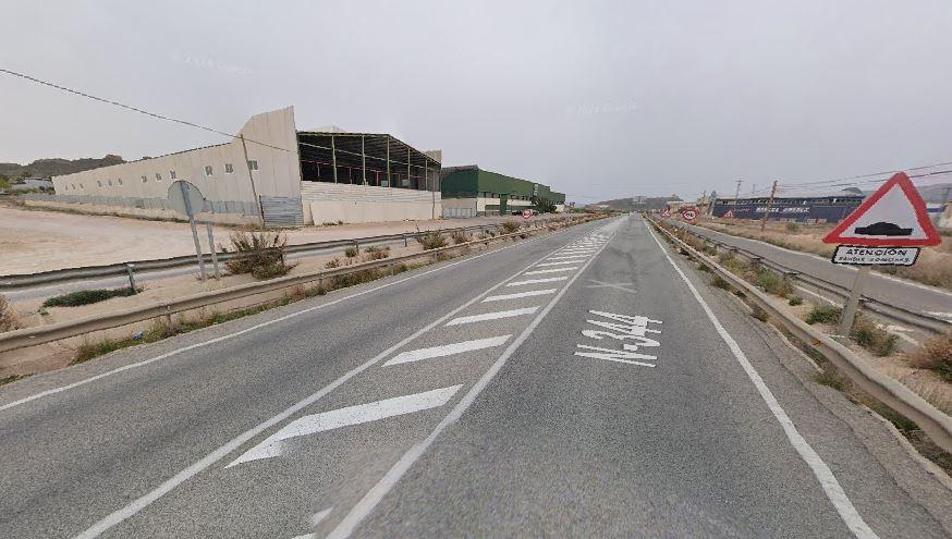 SE VENDE piso OKUPA en C AVENIDA YECLA (DE) 18  de Jumilla - foto 2