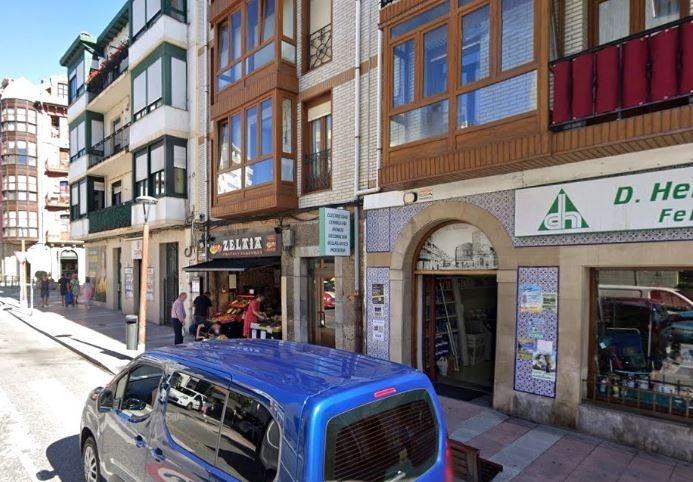 SE VENDE piso OKUPA en C Santander 18 de Castro-Urdiales - foto 2