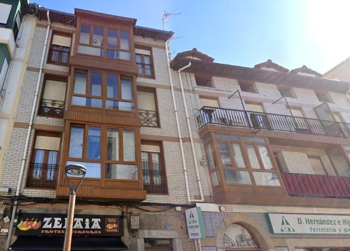 SE VENDE piso OKUPA en C Santander 18 de Castro-Urdiales - foto 3