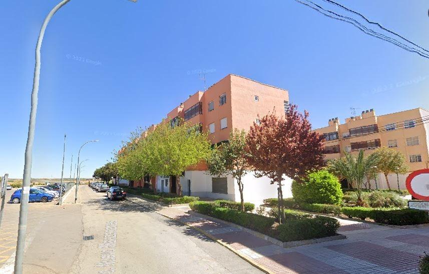 SE VENDE piso OKUPA en C Nuevo Manzanares 14 de Manzanares - foto 2