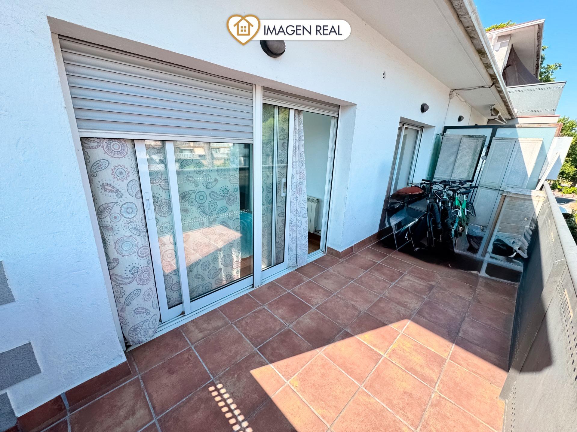 Vive a un paso del mar: luminoso piso con amplias terrazas y - foto 2