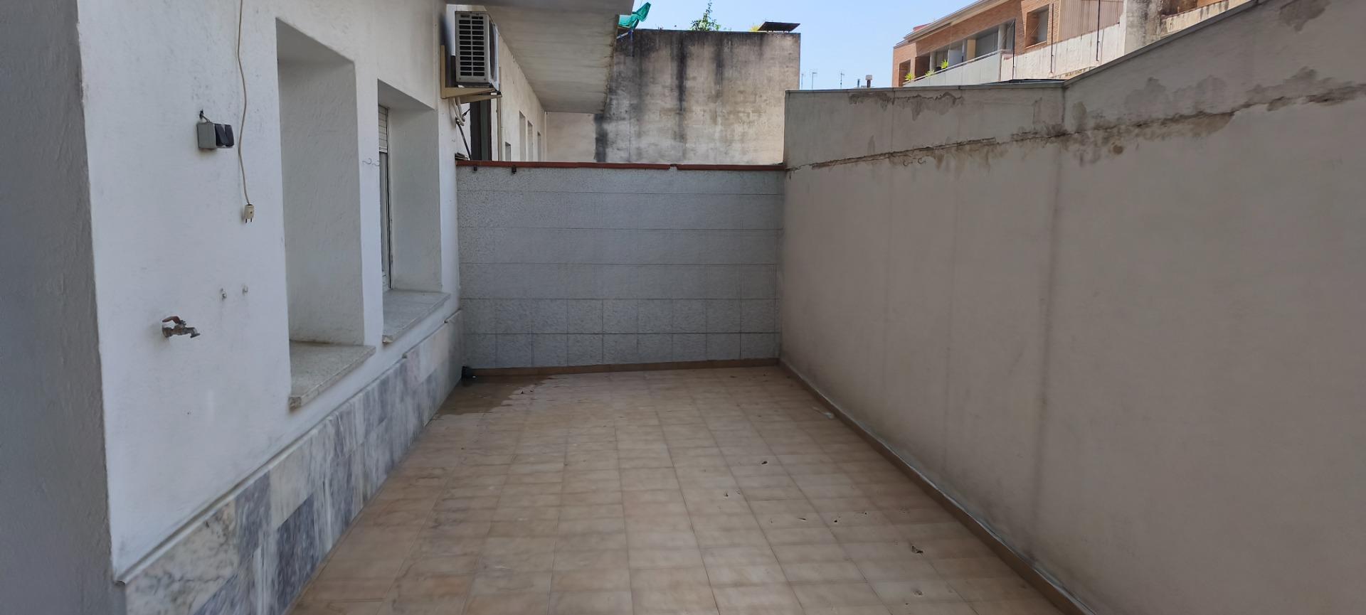 Planta baja de 3 habitaciones con terraza en Granollers!!! - foto 14