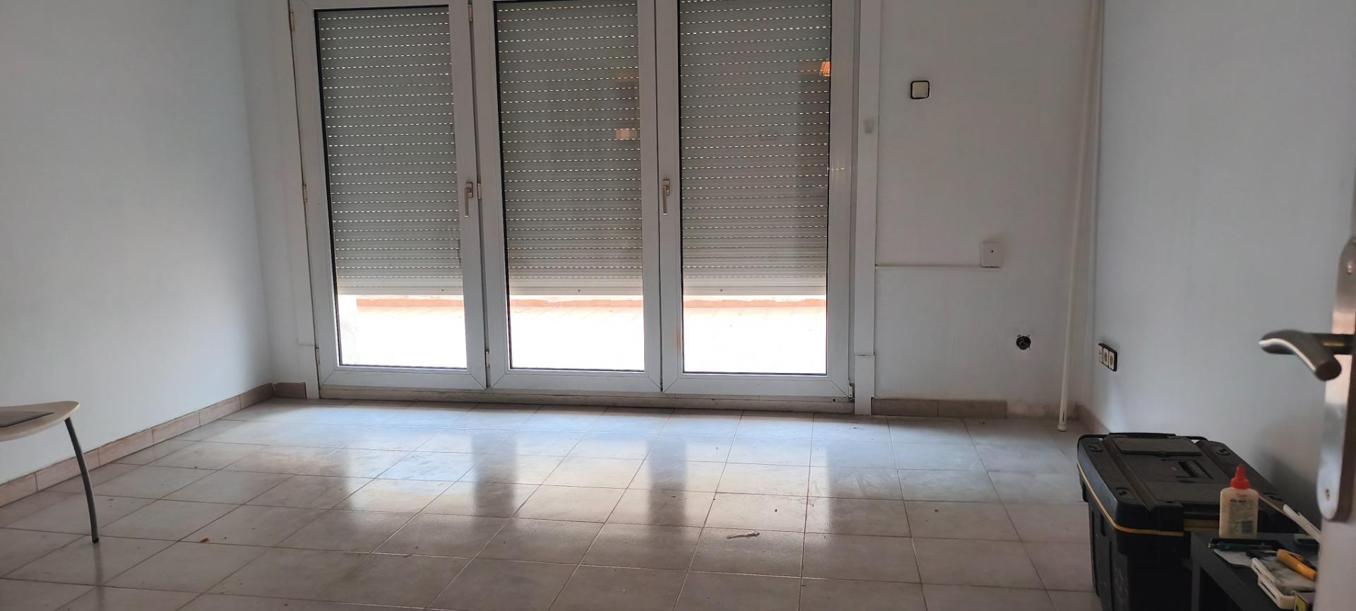 Planta baja de 3 habitaciones con terraza en Granollers!!! - foto 6