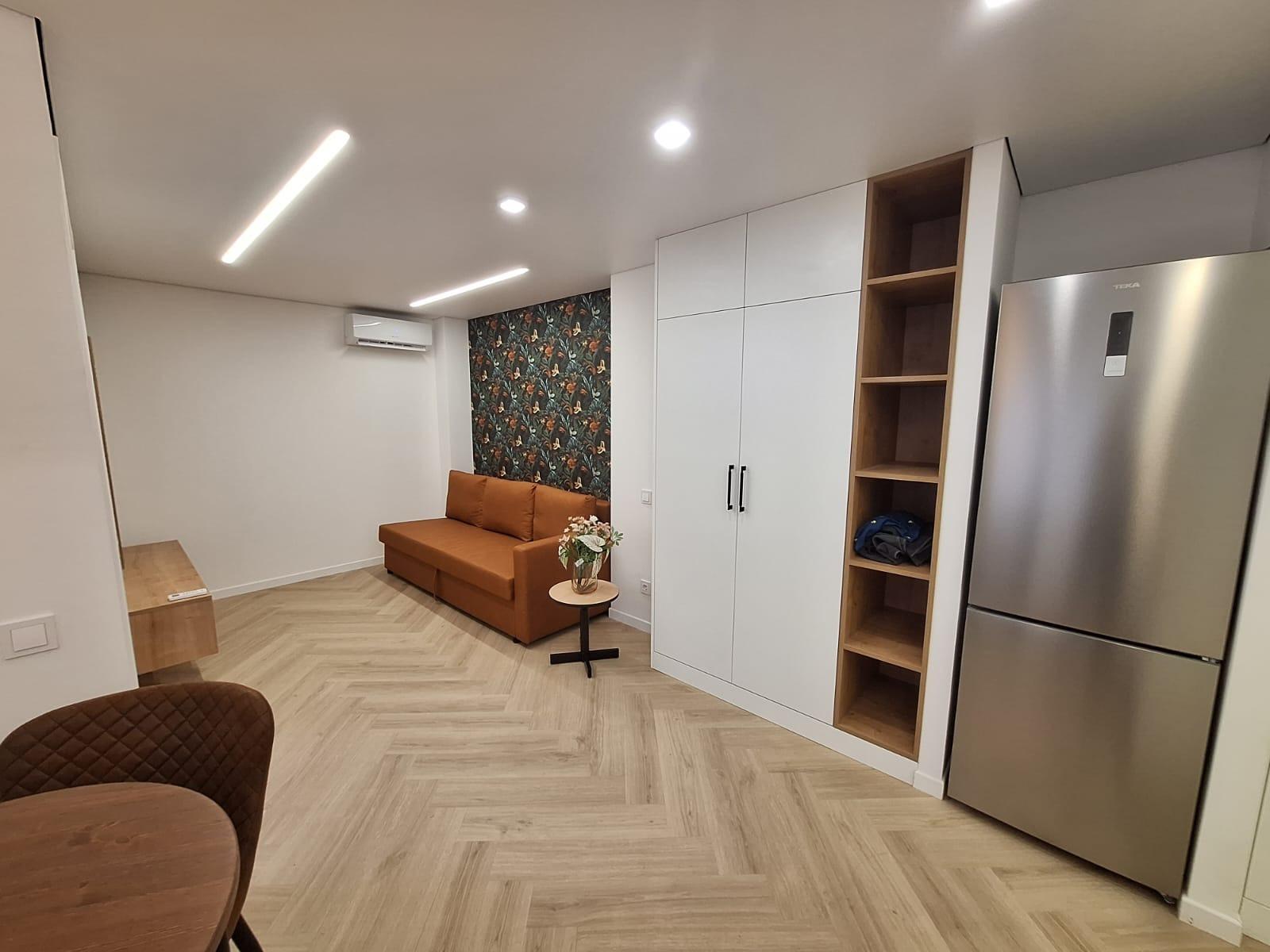 Apartamento moderno en pleno corazón de Torrevieja: diseño,  - foto 7