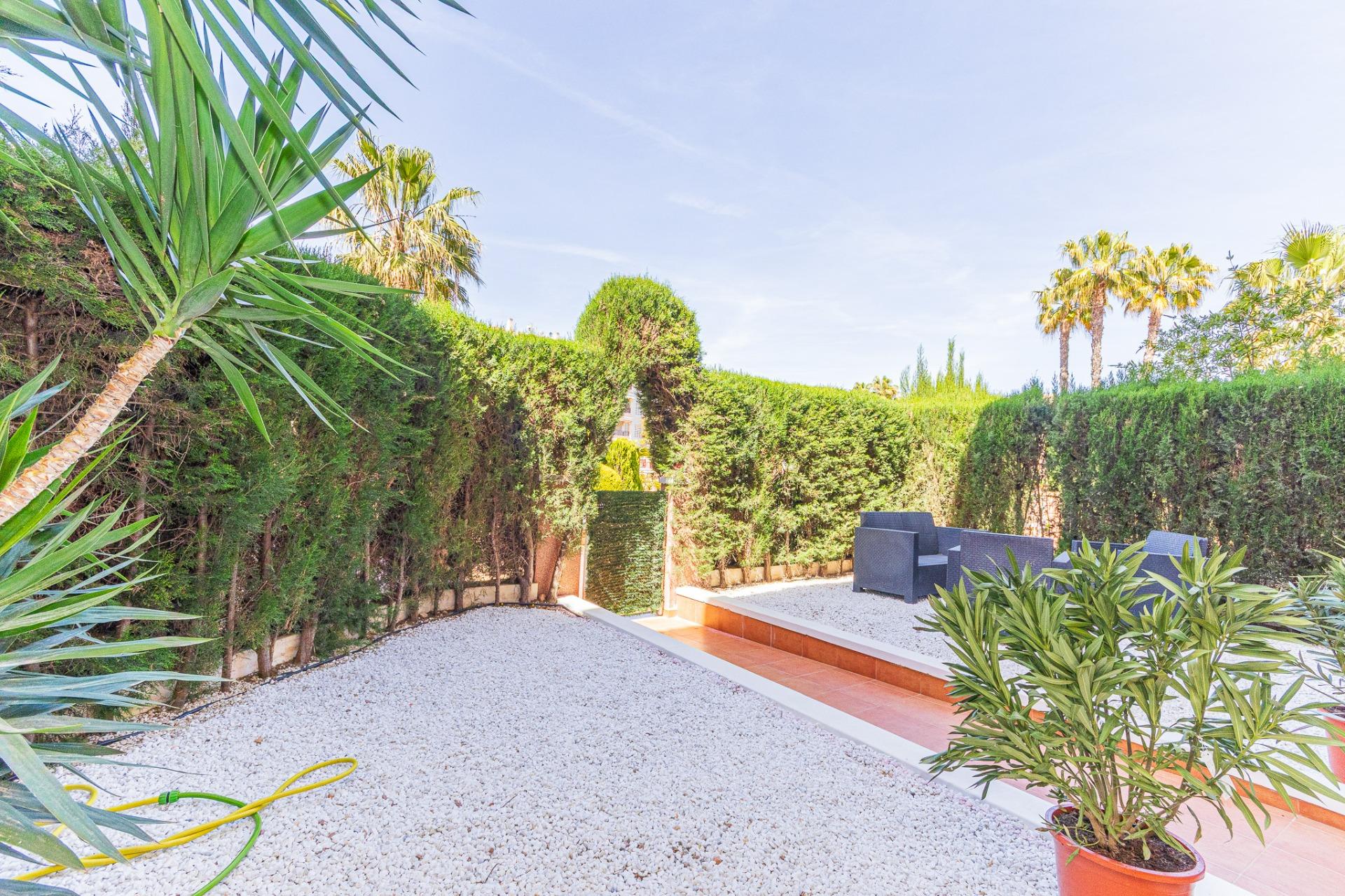 APARTAMENTO DE 2 DORMITORIOS 2 BAÑOS CON TERRAZA EN PLAYA FL - foto 2