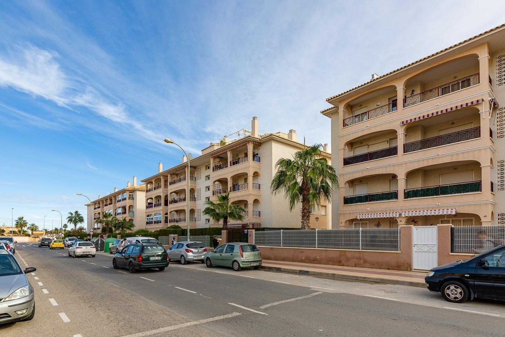 APARTAMENTO DE 2 DORMITORIOS 2 BAÑOS CON TERRAZA EN PLAYA FL - foto 9