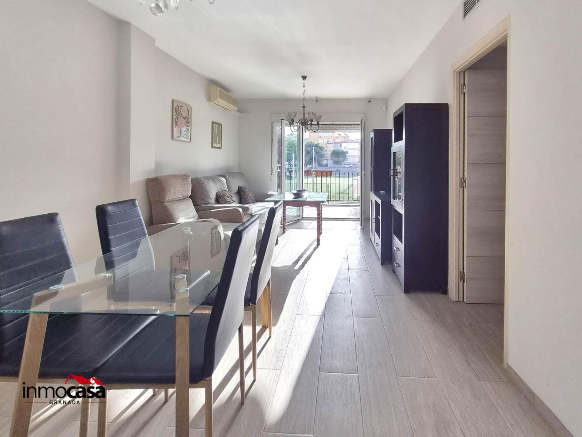 PISO A LA VENTA EN EL BARRIO DE SAN FRANCISCO CON 2 PLAZAS D - foto 2