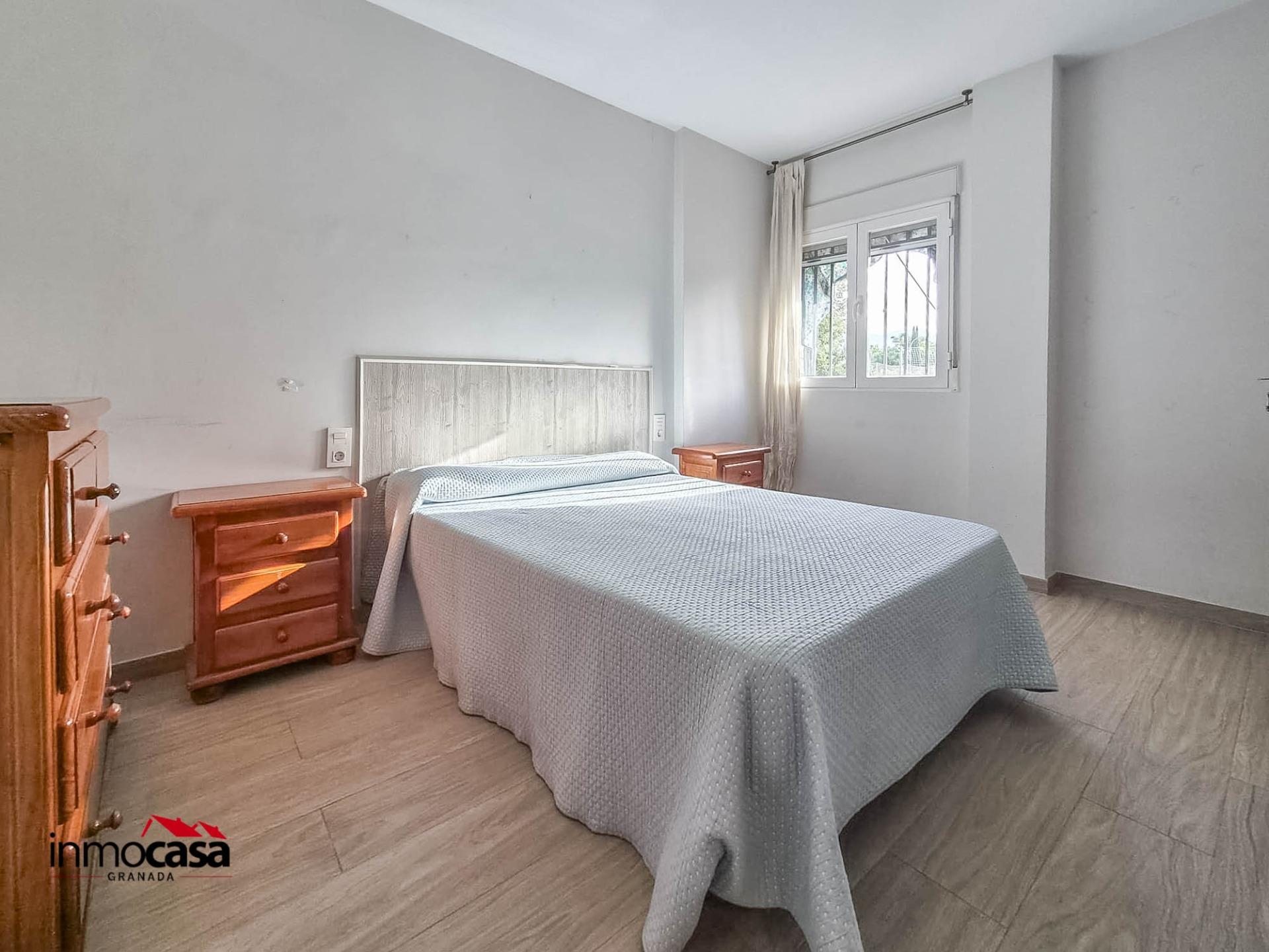 PISO A LA VENTA EN EL BARRIO DE SAN FRANCISCO CON 2 PLAZAS D - foto 18