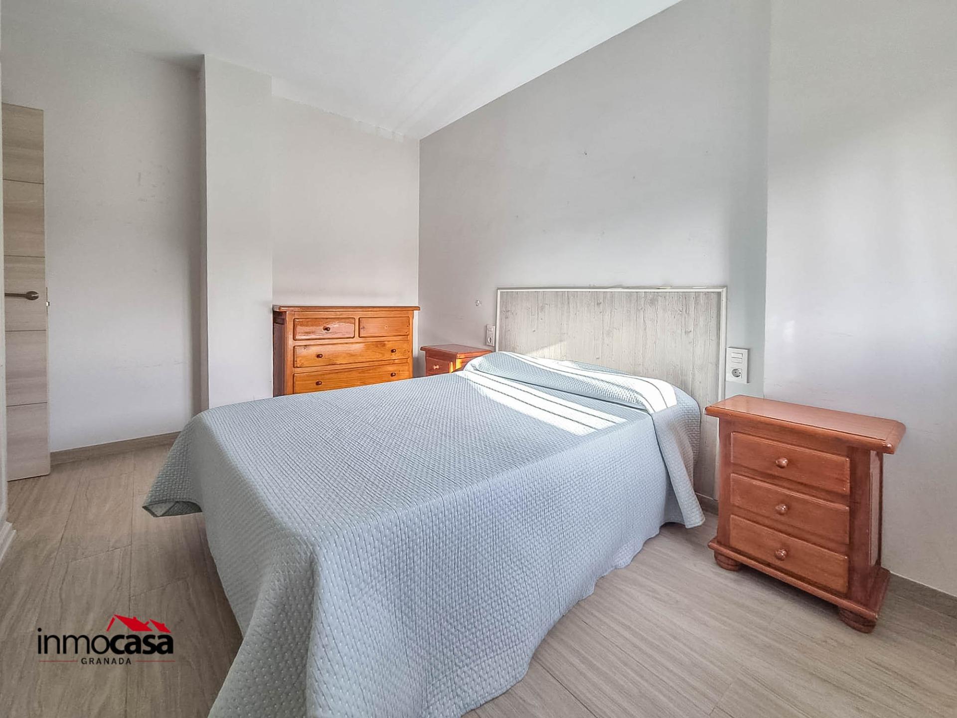 PISO A LA VENTA EN EL BARRIO DE SAN FRANCISCO CON 2 PLAZAS D - foto 19