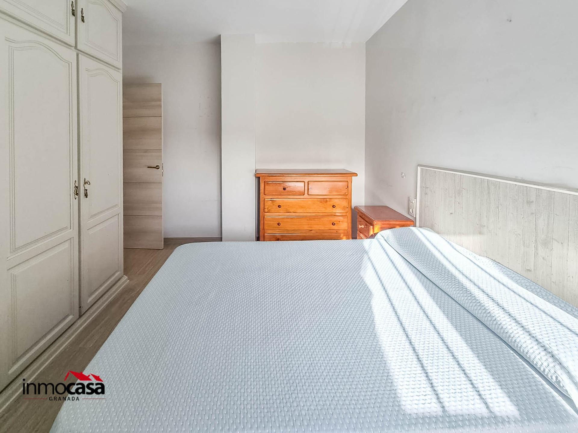 PISO A LA VENTA EN EL BARRIO DE SAN FRANCISCO CON 2 PLAZAS D - foto 21