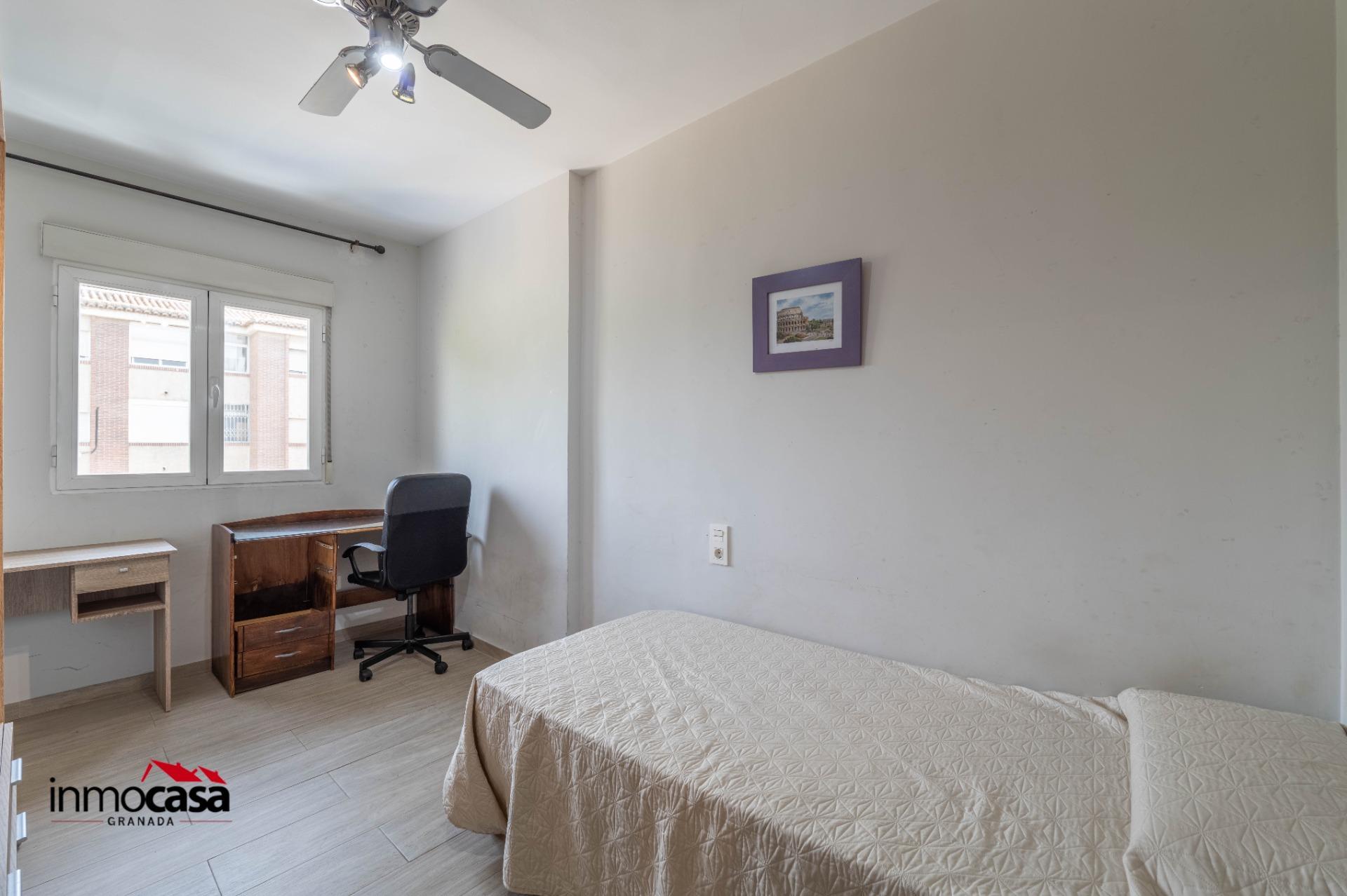 PISO A LA VENTA EN EL BARRIO DE SAN FRANCISCO CON 2 PLAZAS D - foto 23