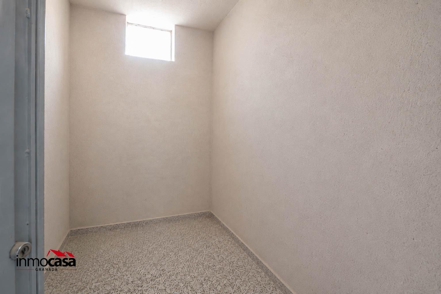 PISO A LA VENTA EN EL BARRIO DE SAN FRANCISCO CON 2 PLAZAS D - foto 40