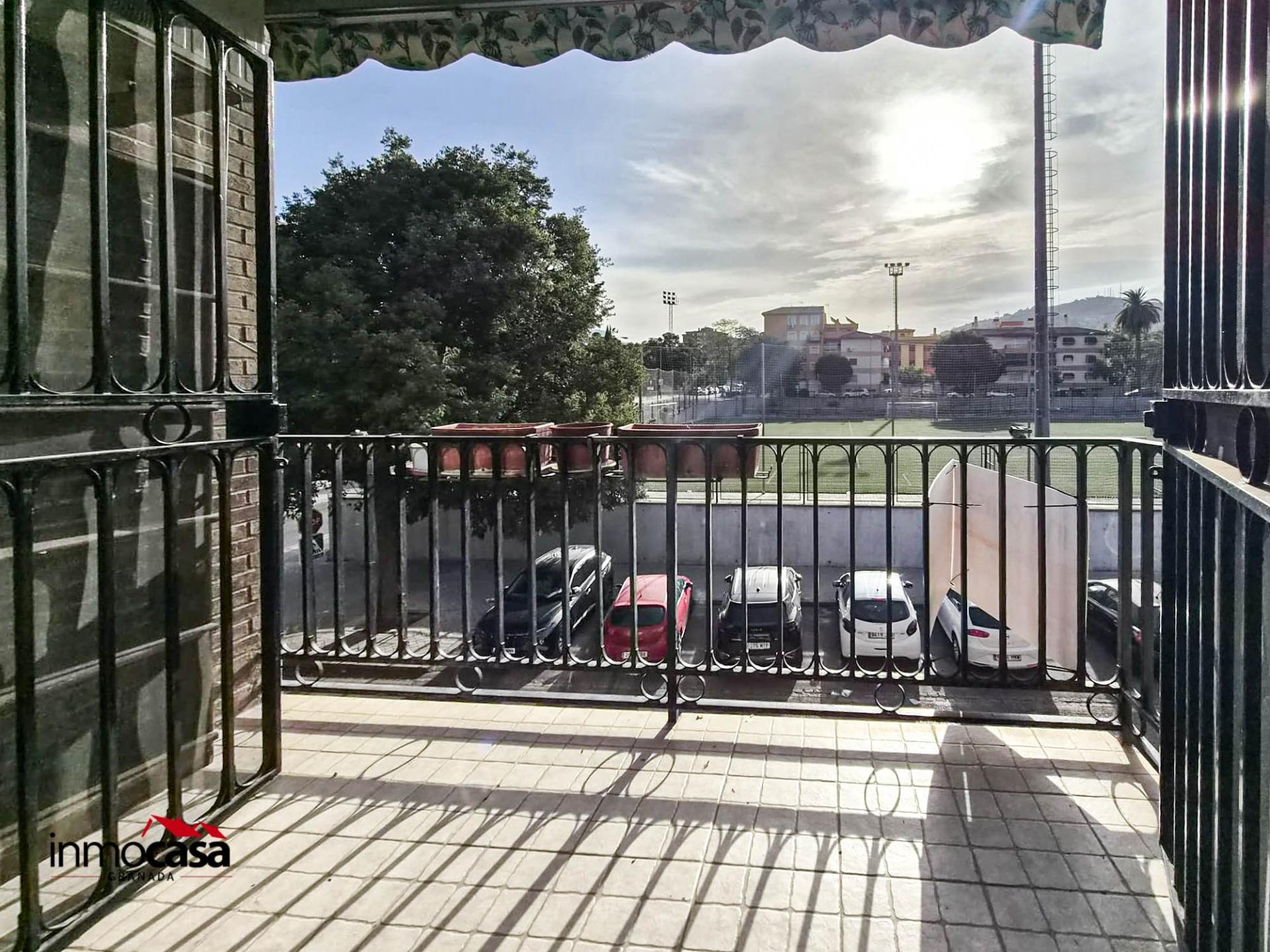 PISO A LA VENTA EN EL BARRIO DE SAN FRANCISCO CON 2 PLAZAS D - foto 5