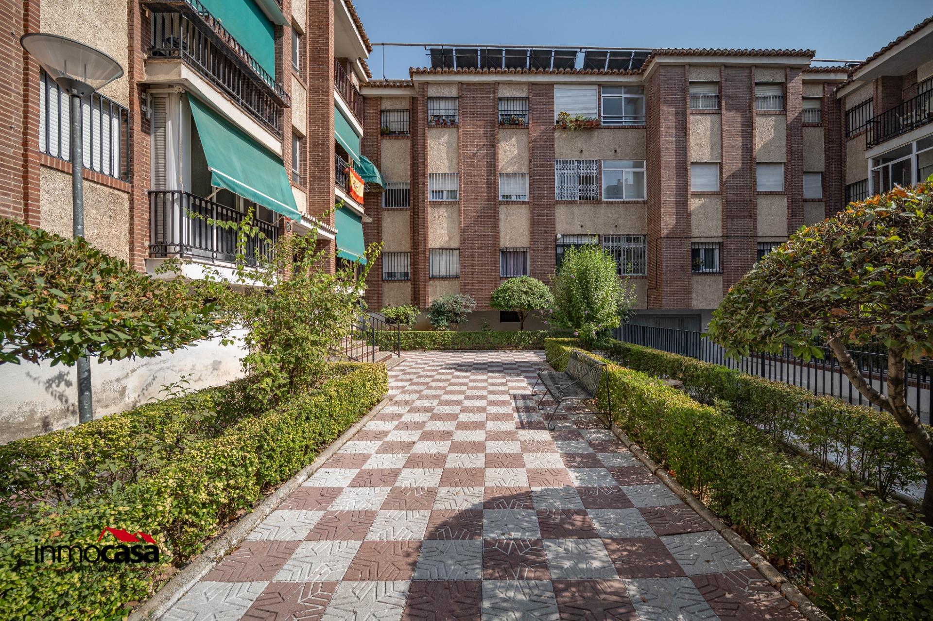 PISO A LA VENTA EN EL BARRIO DE SAN FRANCISCO CON 2 PLAZAS D - foto 44