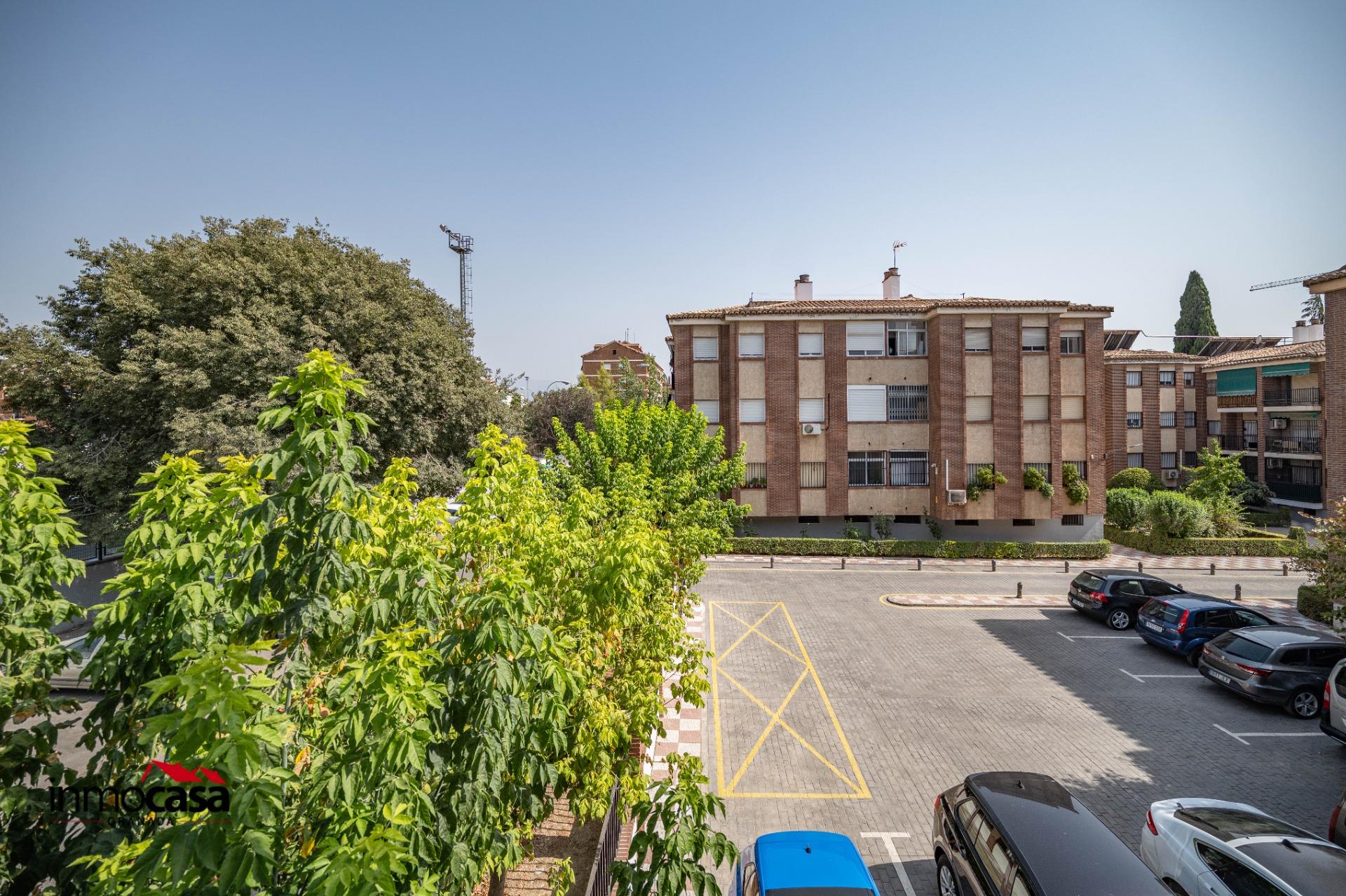PISO A LA VENTA EN EL BARRIO DE SAN FRANCISCO CON 2 PLAZAS D - foto 48