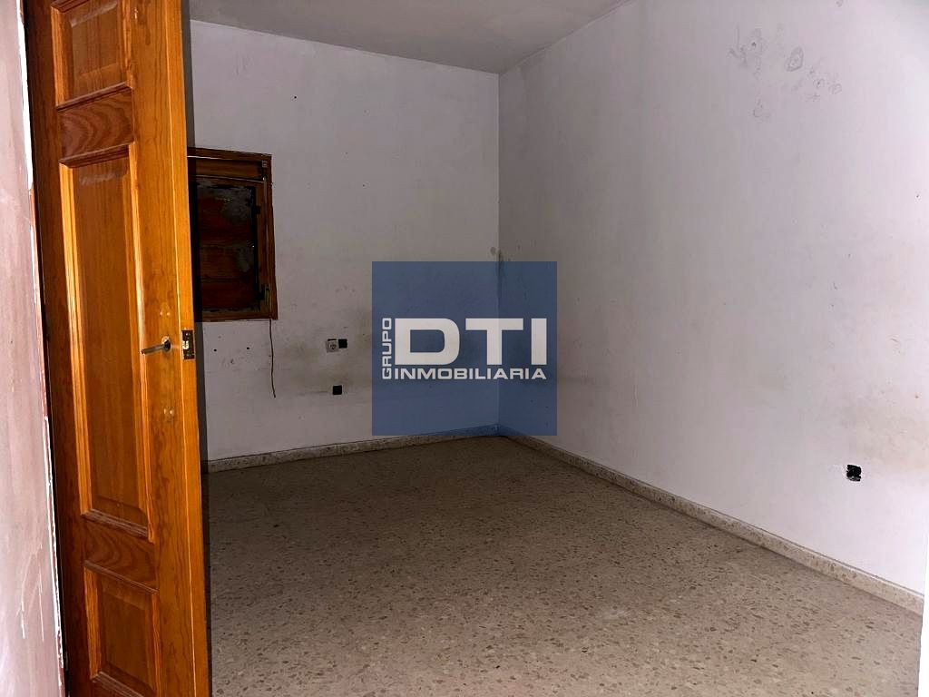 Casa en venta en c. felipe ii, 9, San Juan De Aznalfarache,  - foto 3