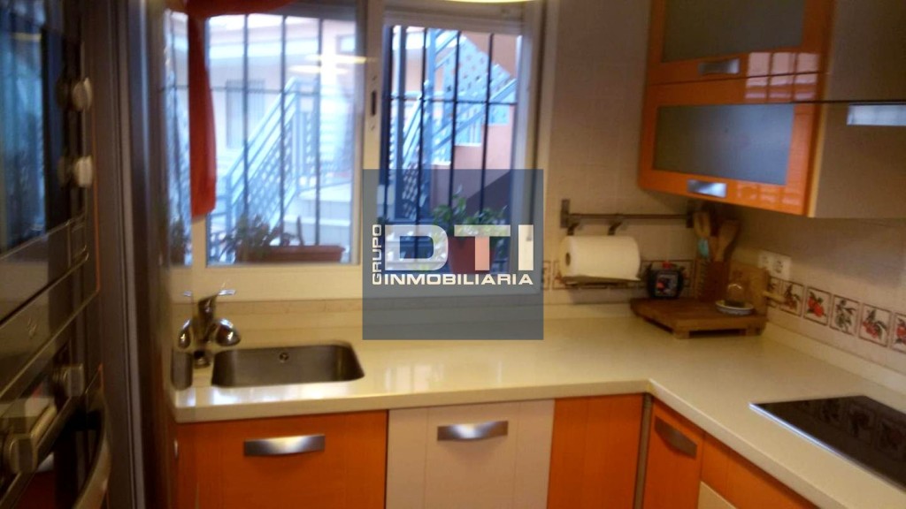 Piso con garaje y trastero en Cartaya - foto 11