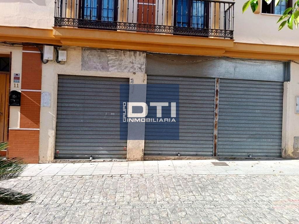 Local en venta en c. juan ramón jiménez, 9, Bormujos, Sevill
