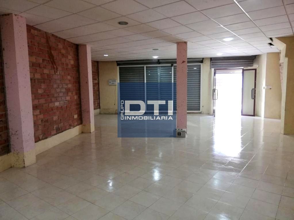 Local en venta en c. juan ramón jiménez, 9, Bormujos, Sevill - foto 6