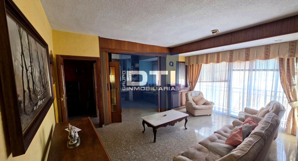 Se vende amplio piso de 156 m² junto a la Catedral de Albace