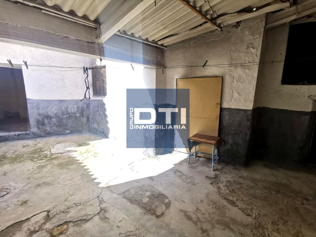 Casa en venta en Balazote de 200 m² con patio, 3 dormitorios - foto 8