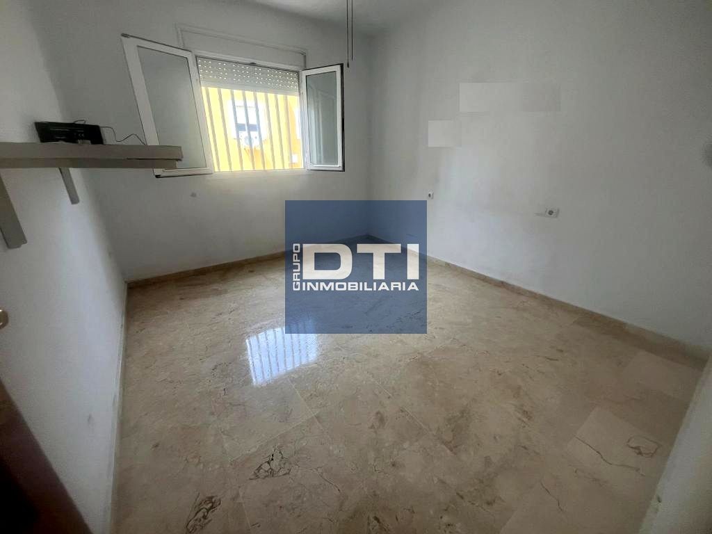 Casa en venta en c. camilo jose cela, 51, Castilleja De Guzm - foto 3