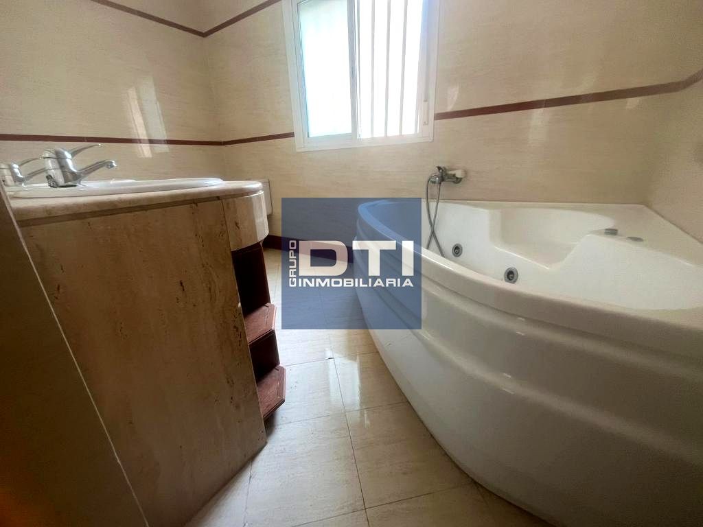 Casa en venta en c. camilo jose cela, 51, Castilleja De Guzm - foto 7