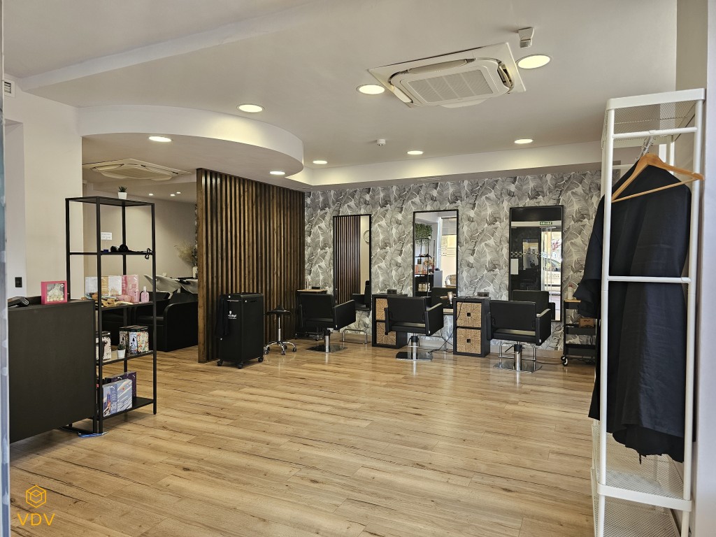 Local comercial en Traspaso en Mutilva Baja Navarra - foto 2