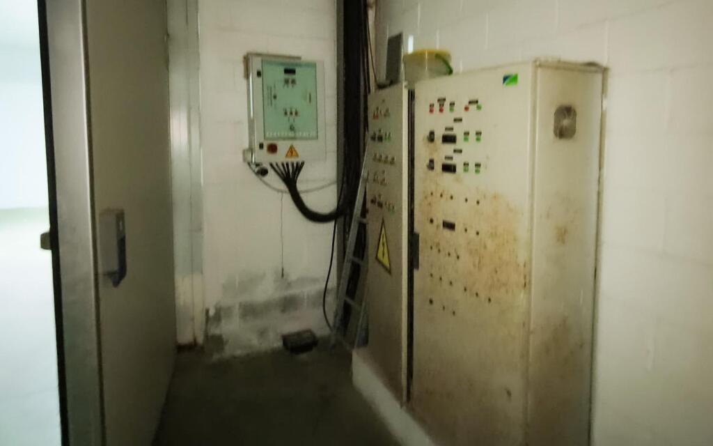 Nave industrial con cámaras frigoríficas en venta – Polígono - foto 19
