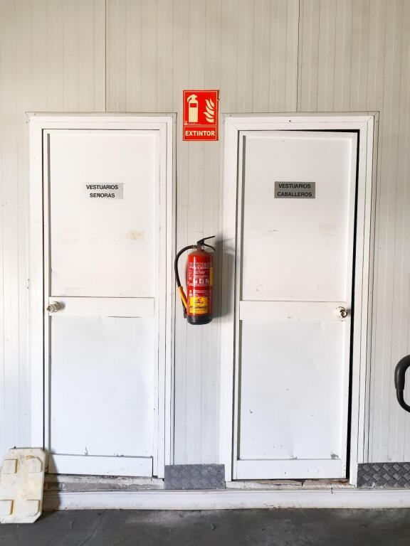 Nave industrial con cámaras frigoríficas en venta – Polígono - foto 5