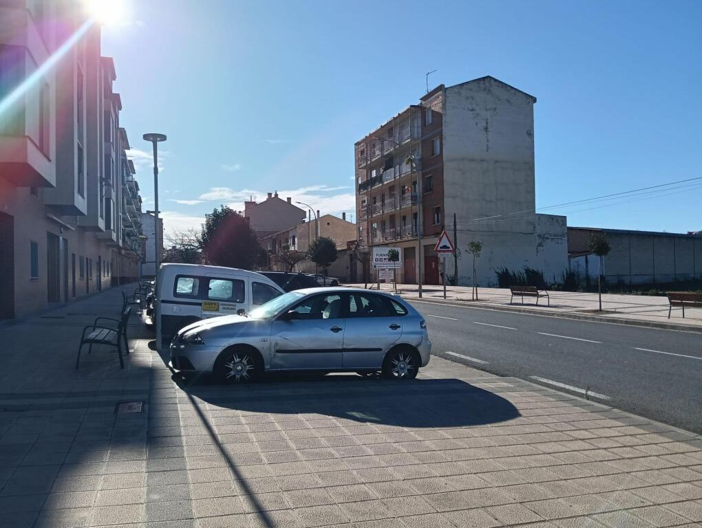 Amplio Local Comercial en Fuenmayor - Oportunidad Única - foto 10