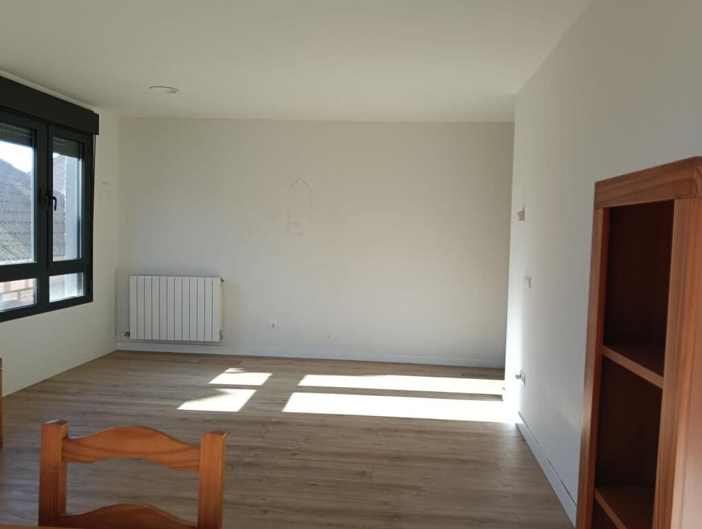 Acogedor Piso en Navarrete - Ideal para Tu Nueva Vida - foto 3