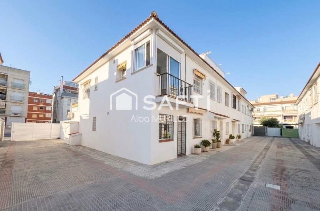 PRECIOSA CASA ADOSADA ESQUINERA RECIÉN REFORMADA A SOLO 100  - foto 21