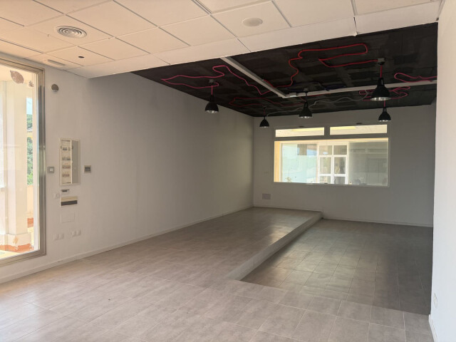 Oficina en Alquiler en San Roque Cádiz - foto 11