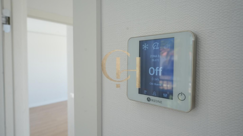 Exclusiva Villa de Diseño Contemporáneo con Piscina Privada  - foto 11