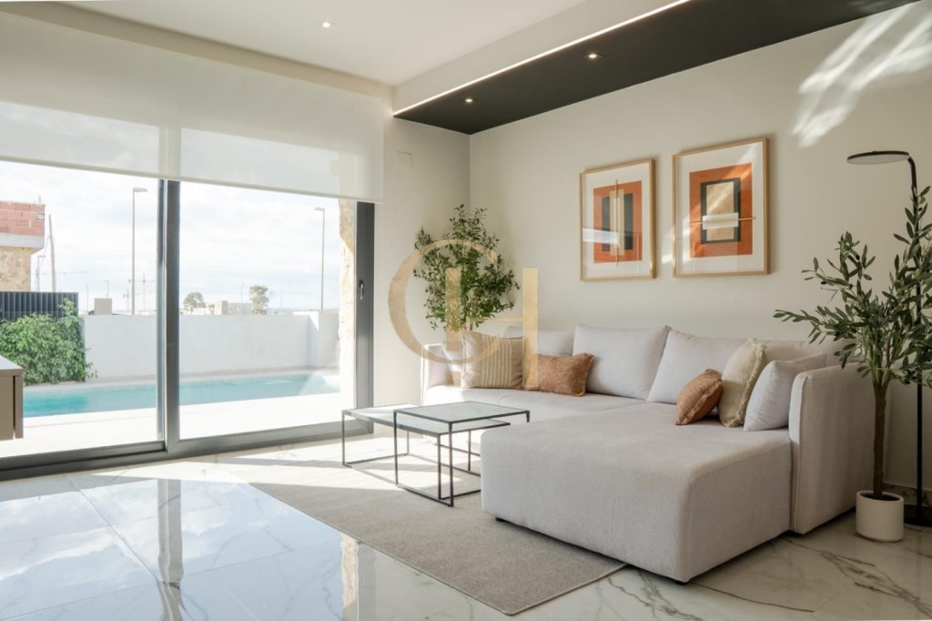 Villa de diseño moderno en Cuidad Quesada, pensada para quie - foto 3