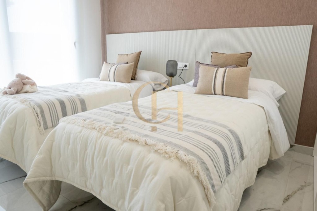 Chalet en venta de 3 dormitorios en Guardamar del Segura - foto 17