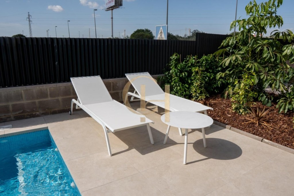 Chalet en venta de 3 dormitorios en Guardamar del Segura - foto 22