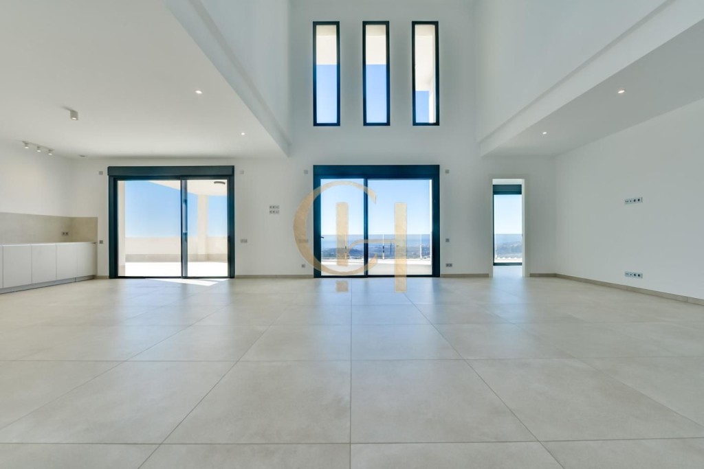 Exclusiva villa con vistas al mar y diseño único - foto 3